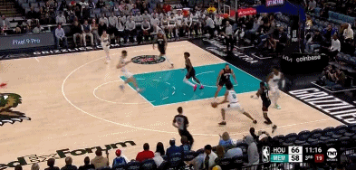  肯納德外線連續(xù)命中兩記三分 灰熊73秒8-0攻擊波打?；鸺? class=