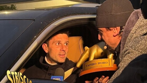  被頒發(fā)金貘獎！莫塔：能不能在尤文吃到復(fù)活節(jié)蛋糕？誰知道呢