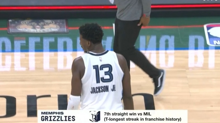  天克！灰熊對(duì)陣雄鹿已經(jīng)7連勝 平隊(duì)史最長(zhǎng)紀(jì)錄