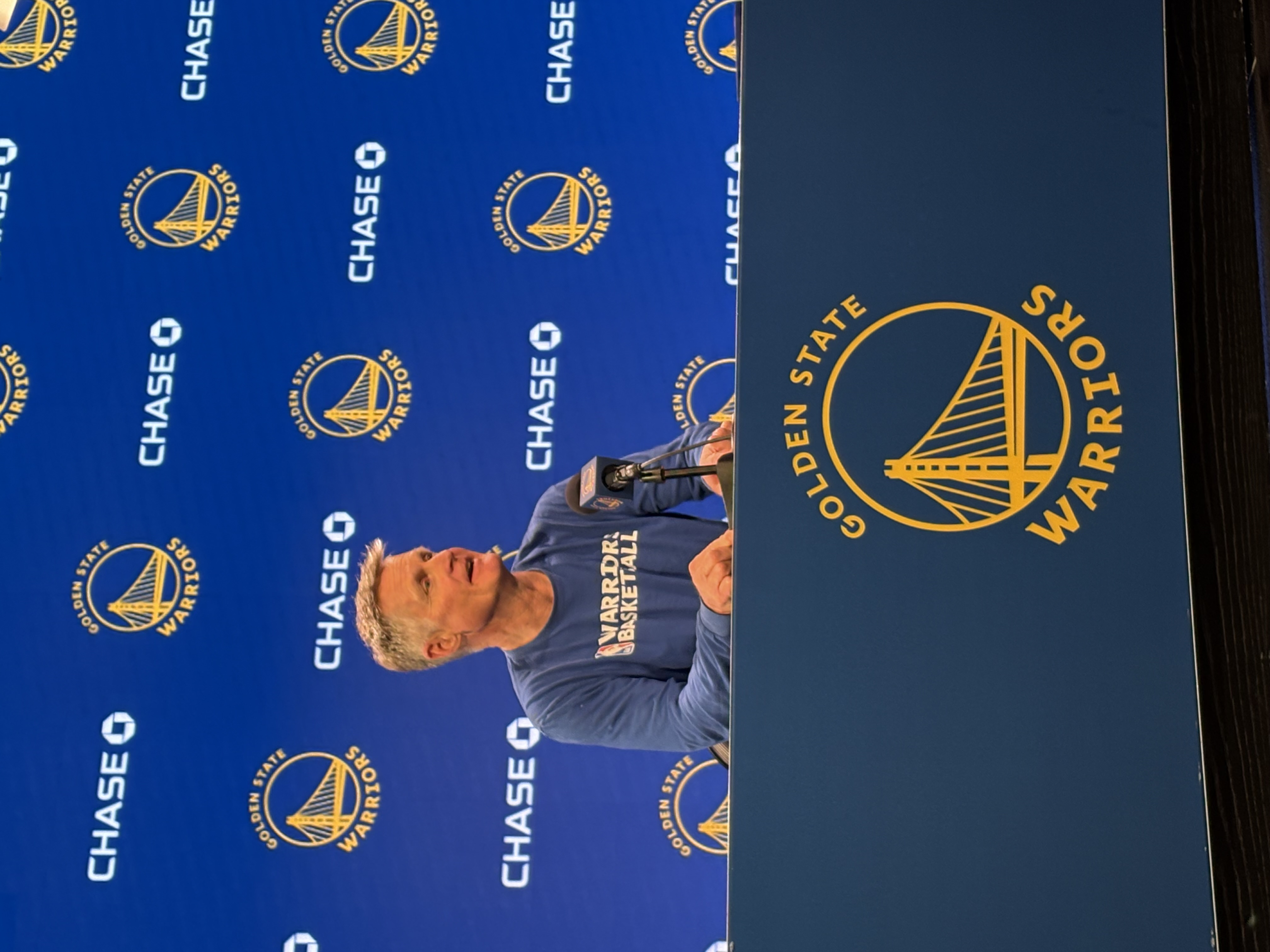  你對濃眉077的交易有什么看法？科爾：交易不涉及勇士球員 抱歉