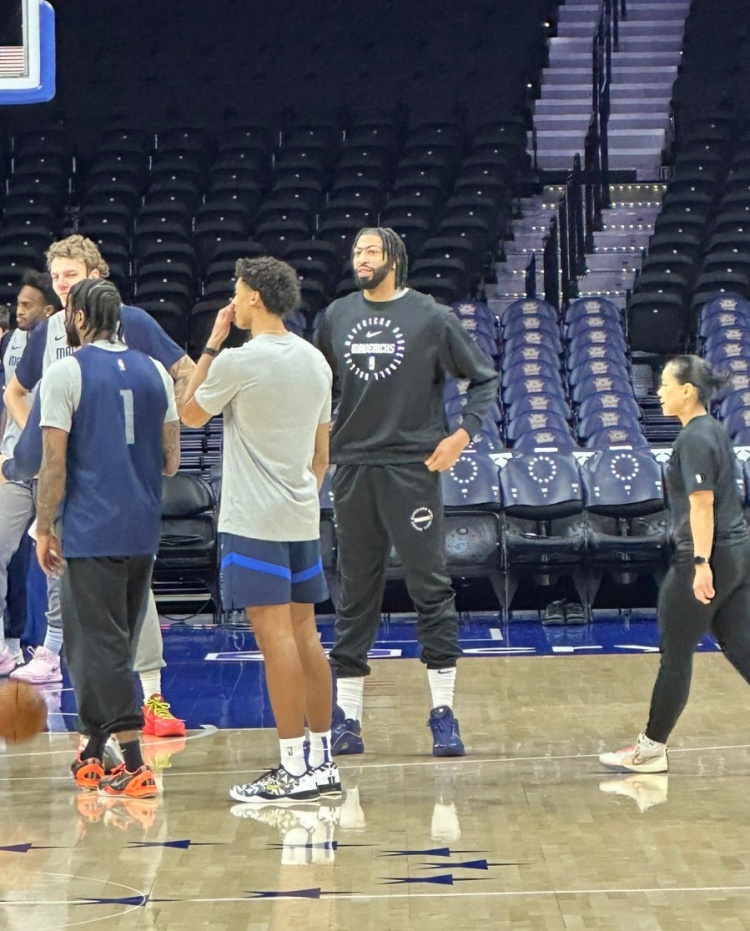  正式開(kāi)啟獨(dú)行俠生涯！濃眉已和新東家會(huì)合 克里斯蒂今日將迎首秀