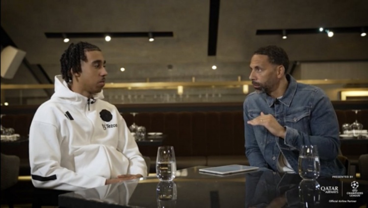  約羅：高價(jià)加盟曼聯(lián)壓力很大，我會(huì)專注足球&不在社媒搜自己名字