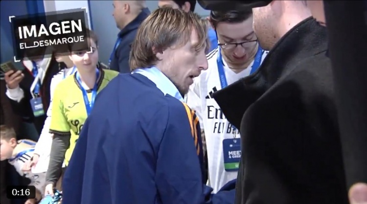  莫德里奇：我怎么會跟維尼修斯生氣呢？那只是球場上的事情而已