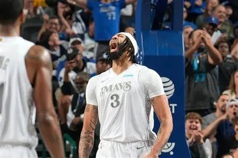  勇士的吉米，獨(dú)行俠的濃眉：首戰(zhàn)