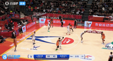  越投越自信！李添榮接連兩記三分強(qiáng)勢(shì)回應(yīng) 并重新拉開(kāi)比分！