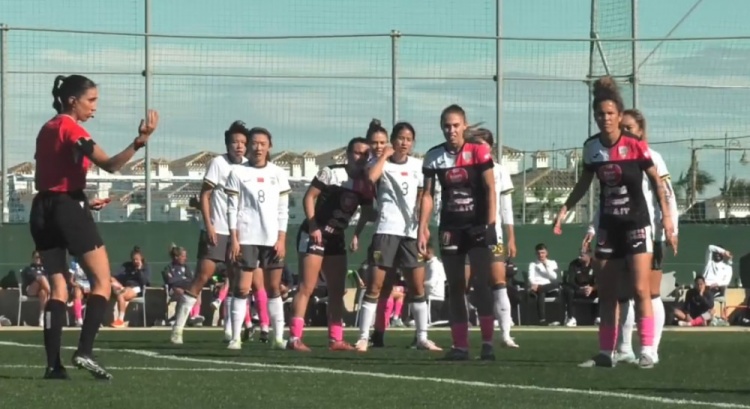  唐佳麗梅開二度、邵子欽破門，中國女足3-2擊敗Alhama俱樂部女足