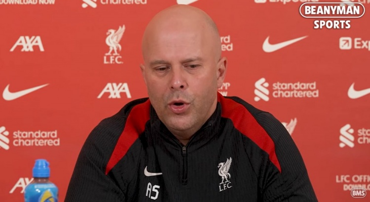  斯洛特：本想將榜首優(yōu)勢(shì)拉大到9分，補(bǔ)時(shí)8分鐘丟球讓我有些上頭