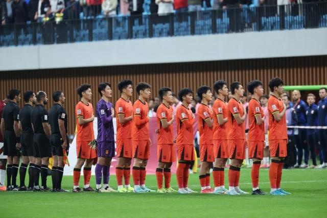  國青再戰(zhàn)老對手從“新”開始：靈活應變！勇字當頭