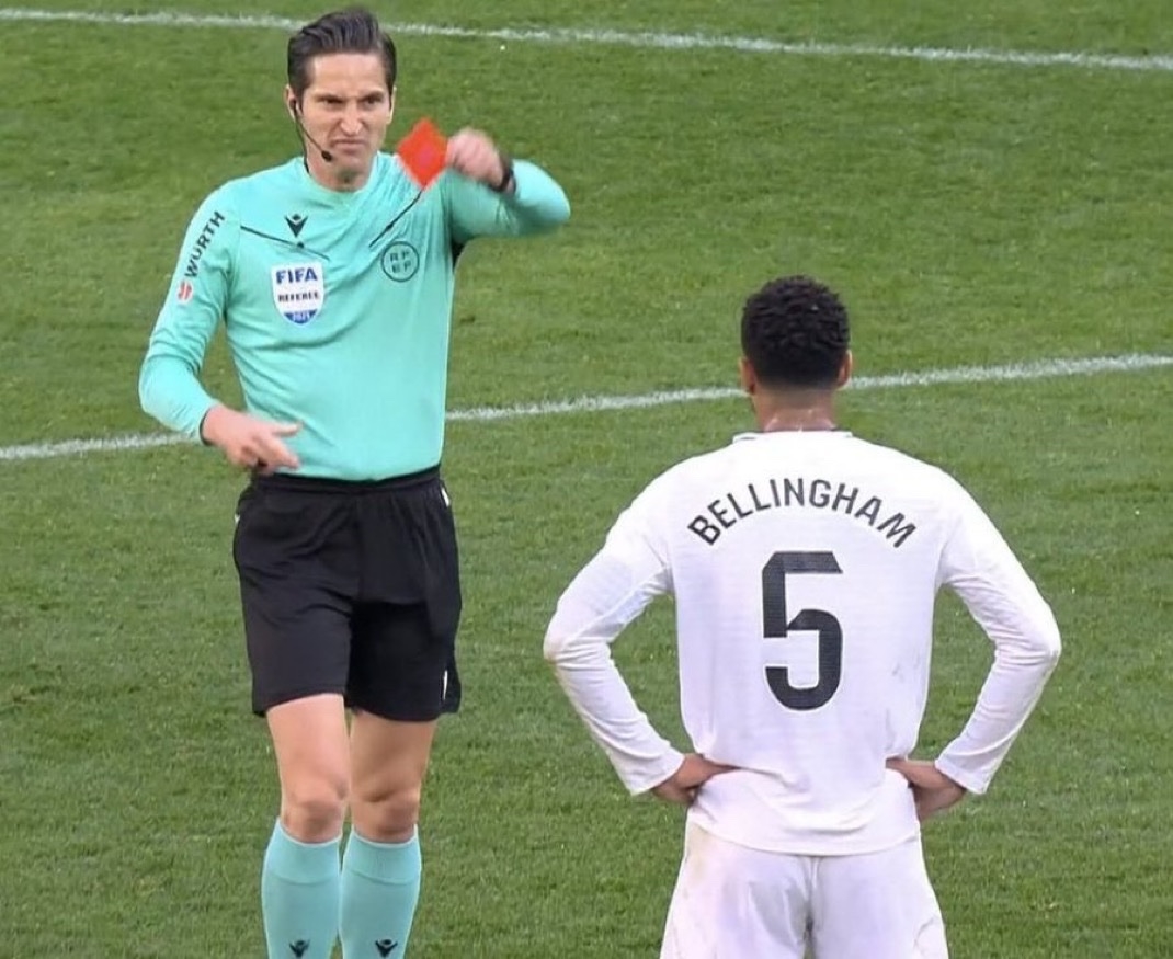  解說(shuō)：假設(shè)國(guó)腳在中超對(duì)馬寧說(shuō)“我艸，你會(huì)不會(huì)吹啊” 紅還是黃?