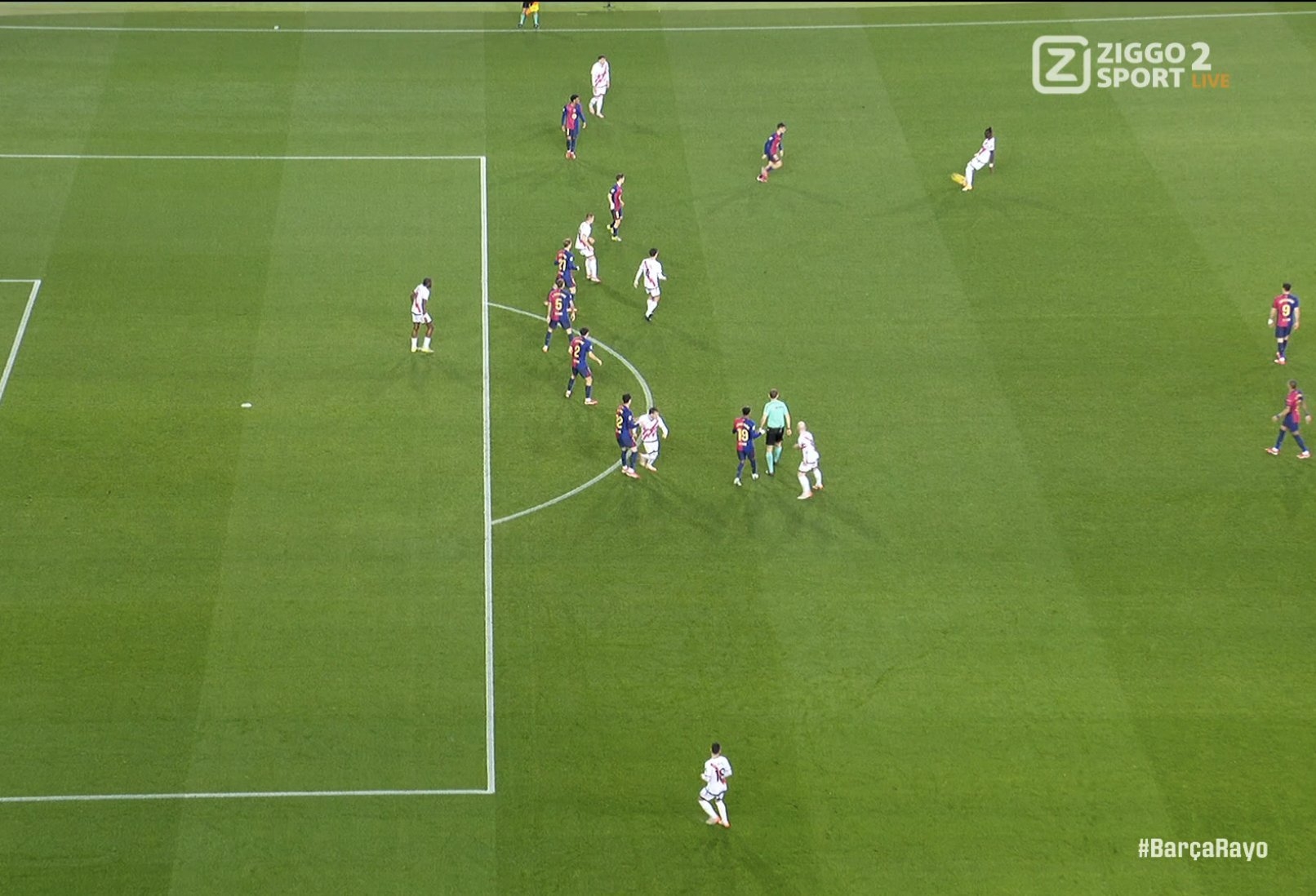  進球無效！巴列卡諾破門，但裁判吹罰其隊友越位干擾進球無效