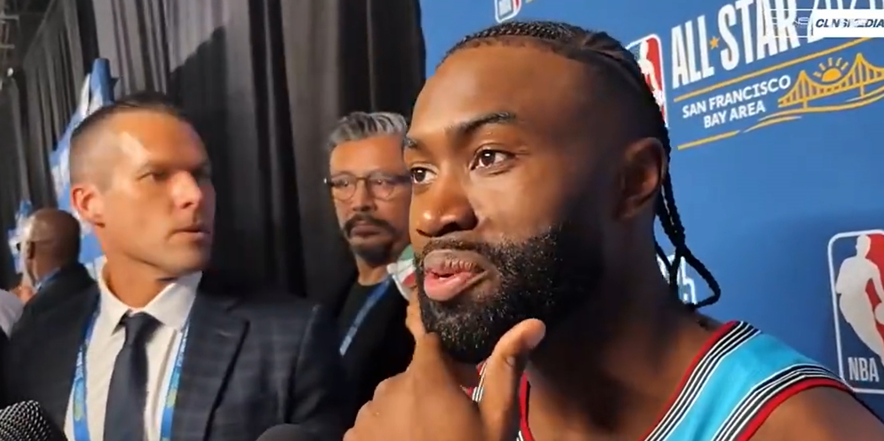  披上巴薩球衣？杰倫-布朗：也許吧，巴薩是世界最偉大的球隊之一