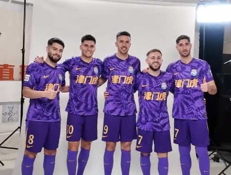  津門虎舉辦“虎嘯新程”出征儀式，于根偉：打好每一場，回饋球迷