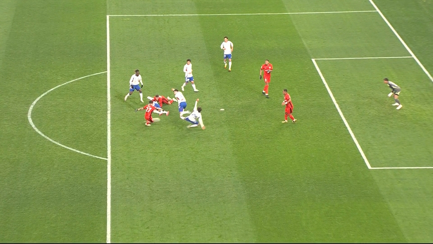  進球無效！萊昂納多開場第11分鐘低射破門，可惜越位在先