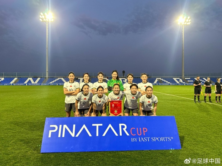  國際邀請賽-中國女足1-1加拿大女足，金坤下半場門前搶點破門