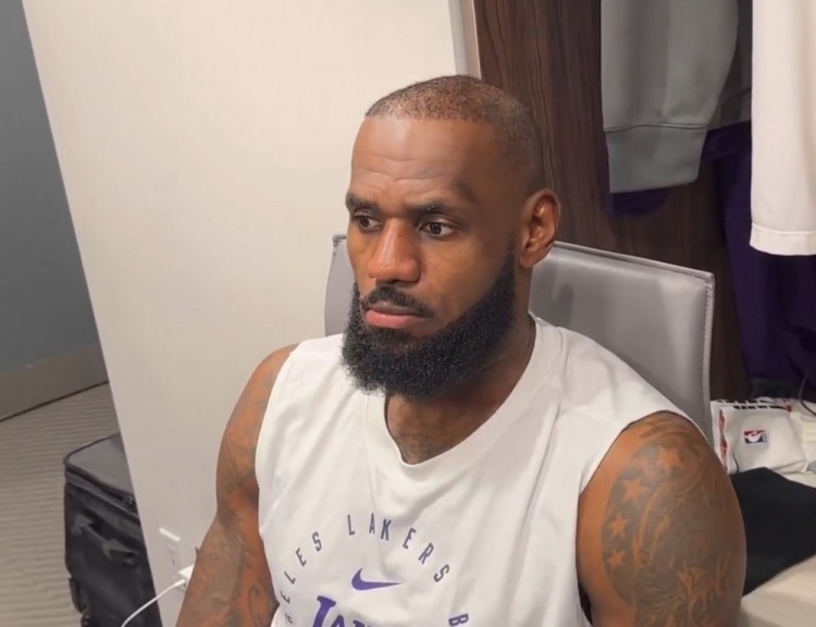  對陣馬威！詹姆斯：他沒進過我們更衣室&交易后沒見過他 沒區(qū)別