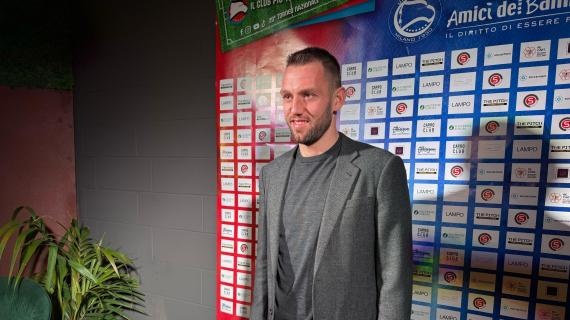  德弗里：在其他意甲球隊(duì)都從歐冠出局后，國(guó)米肩負(fù)了更艱巨的責(zé)任