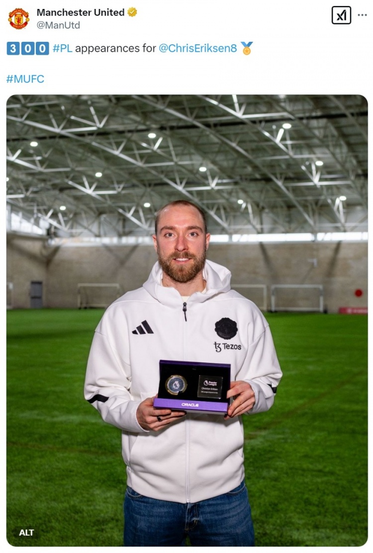  54球80助！埃里克森達(dá)成英超300場里程碑，獲贈紀(jì)念品