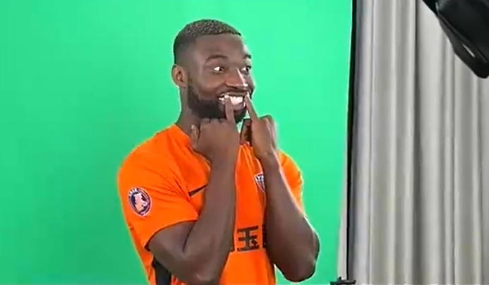  直播吧：塞鳥、奧斯卡缺席聯(lián)賽首戰(zhàn)，歸化入籍手續(xù)還未辦理完畢