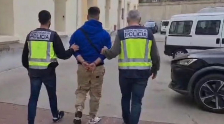  阿斯：涉嫌參與襲擊比利亞雷亞爾球迷的兩名瓦倫西亞球迷被逮捕