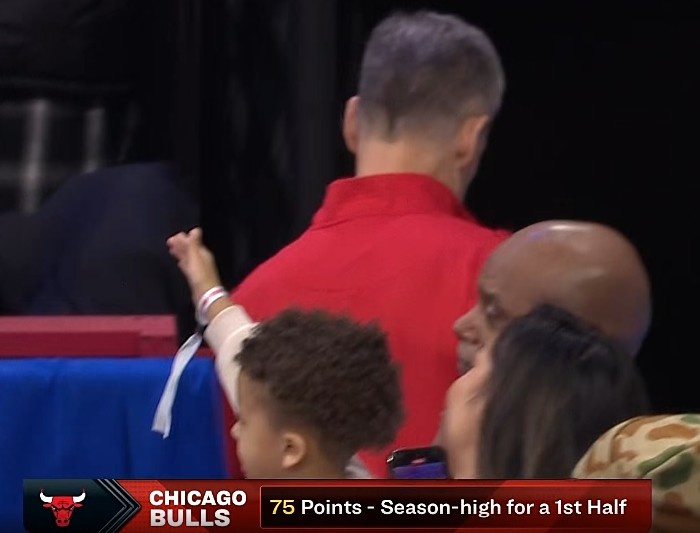  76人毫無防守！公牛上半場得到75分 創(chuàng)球隊本賽季上半場新高