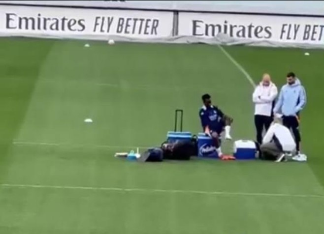  六臺：維尼修斯今天足部不適一度退出訓練，但隨后又回歸