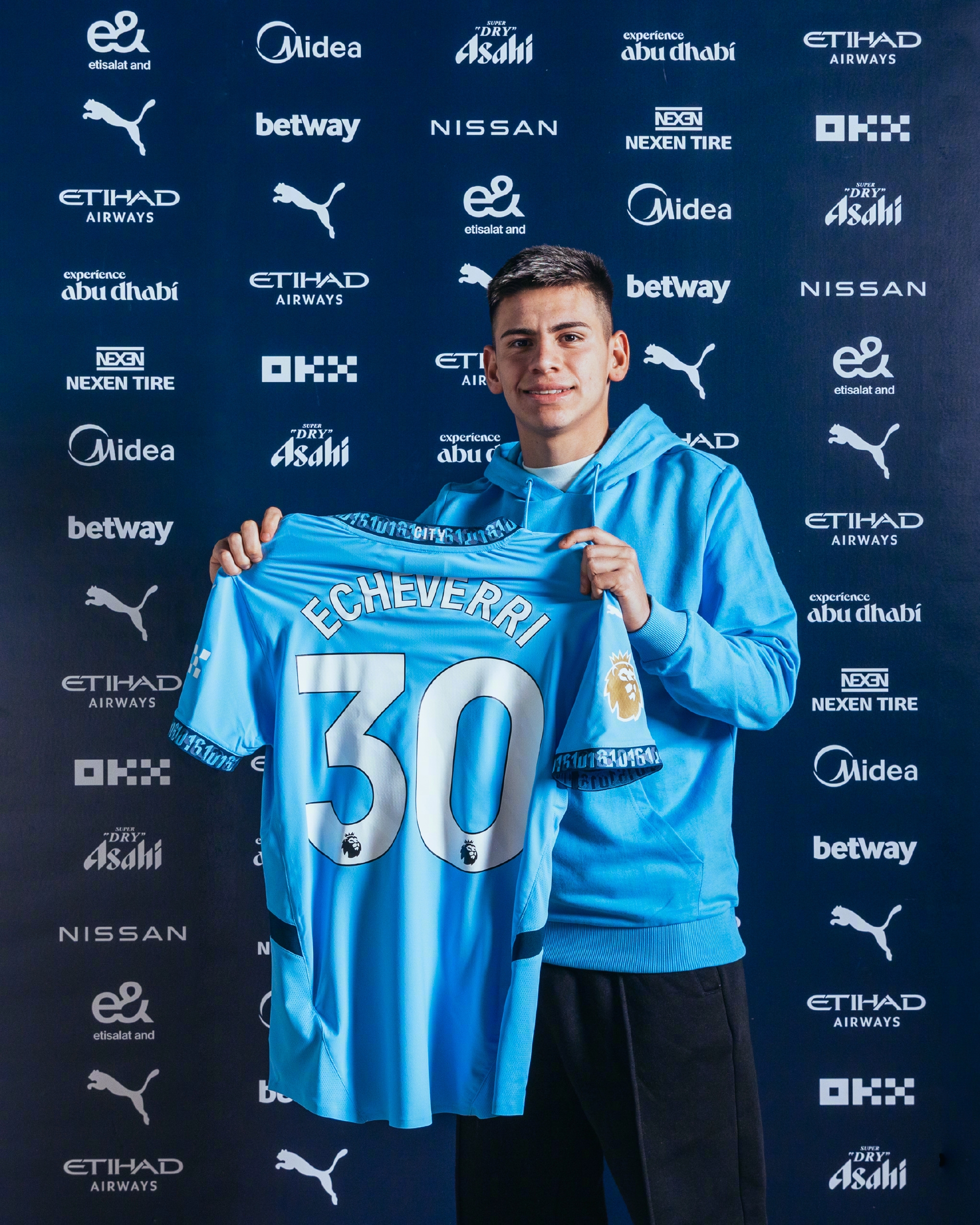  仍需適應！曼城2350萬簽19歲埃切維里 已正式加盟&本場未進大名單