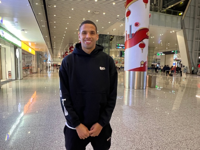  小里瓦爾多：我爸聽到中國球隊給我報價非常開心，他鼓勵我來中國