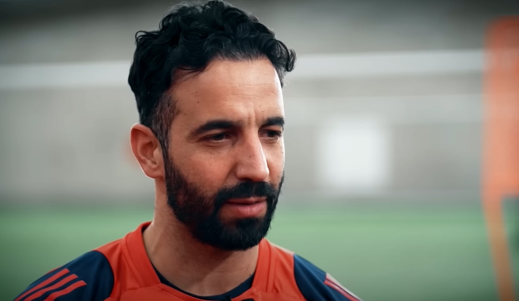  阿莫林：能感受到老特拉福德球迷的厭倦和焦慮，但不能責(zé)怪球迷