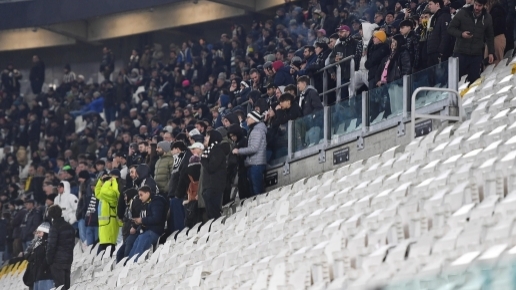  0-4慘敗！米體：尤文球迷在主場(chǎng)抗議球隊(duì)和管理層，多人提前離場(chǎng)