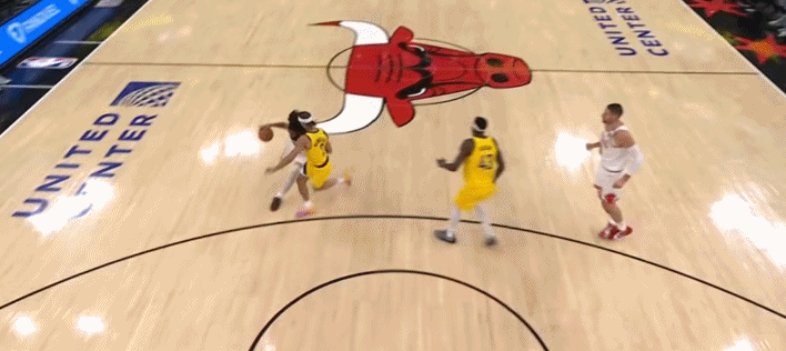  賞心悅目！科比-懷特背后運球接胯下拉回后撤步歪歪扭扭打成3+1