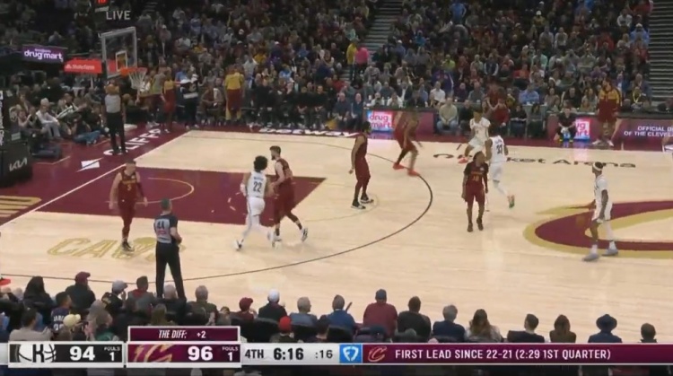  翻過(guò)來(lái)了！第四節(jié)最后6分鐘 騎士領(lǐng)先籃網(wǎng)2分&最多落后18分