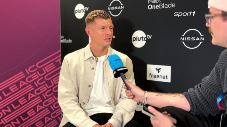  演出邀請(qǐng)?jiān)釯con League主席克羅斯取消，說(shuō)唱歌手Samra質(zhì)疑他雙標(biāo)