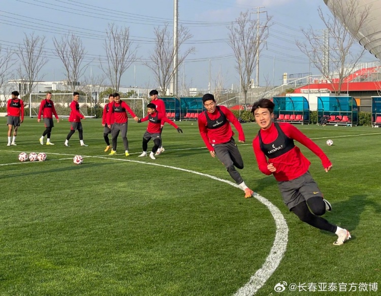  既是遭遇戰(zhàn)又是東北德比 長(zhǎng)春亞泰繼續(xù)駐扎上海備戰(zhàn)搶分之戰(zhàn)