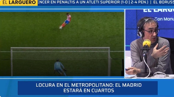  前裁判：在我看到的所有圖像中，并未清楚顯示小蜘蛛兩次觸球