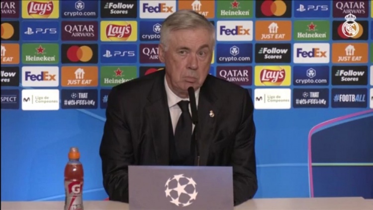  安切洛蒂：維尼修斯未打算在點(diǎn)球大戰(zhàn)罰點(diǎn)，換人是因?yàn)樗芾? class=