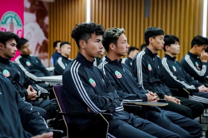  出征中乙！昆明城星足球俱樂部11日舉行新賽季見面會暨出征儀式