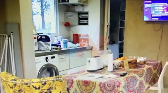  律師控訴：馬拉多納去世前住的房子是個(gè)豬圈！浴室不到1米寬