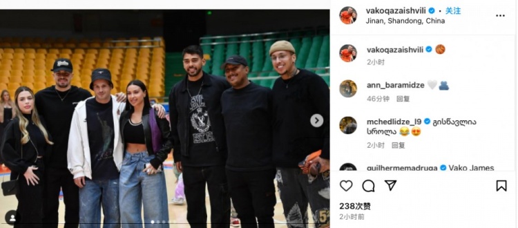  足籃不分家，泰山外援卡扎休賽期現(xiàn)場(chǎng)觀戰(zhàn)CBA山東隊(duì)比賽