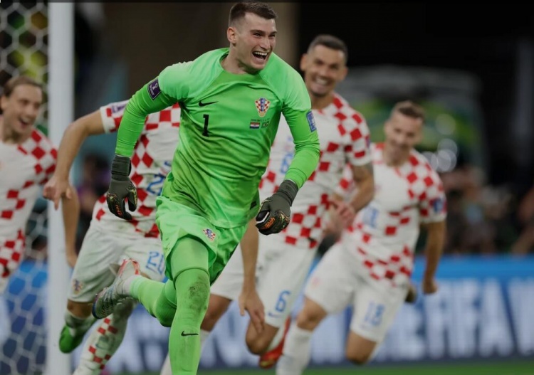  克羅地亞門將：法國隊擁有世界上最好的球員，我們要始終保持警惕