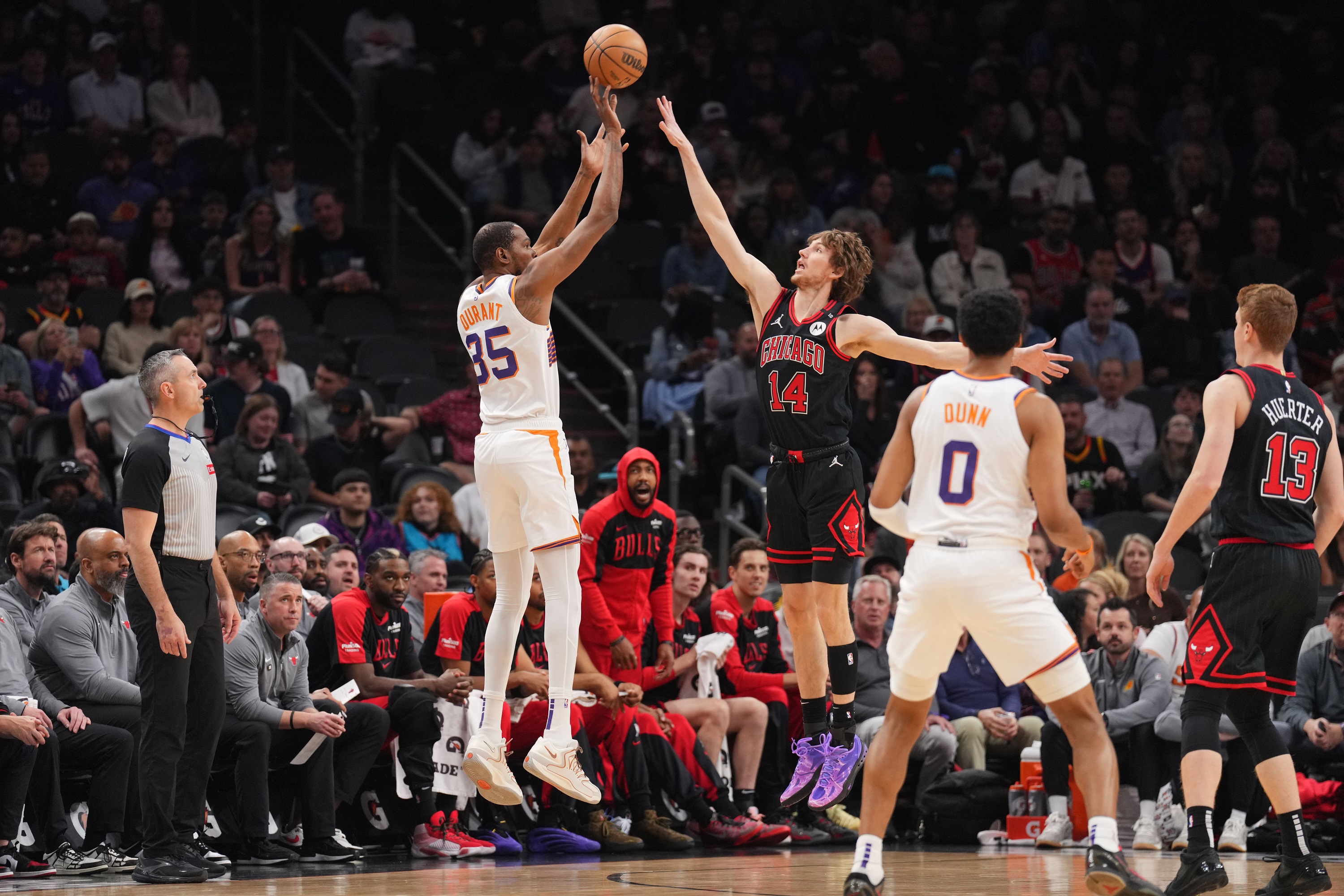  準(zhǔn)備西升??！太陽對公牛11連勝 戰(zhàn)績超越獨行俠殺回附加賽區(qū)！