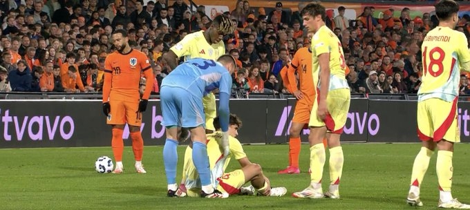  世體：對陣荷蘭庫巴西傷退，他告知隊醫(yī)自己感到右腿后部刺痛