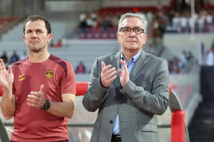  小比分慘敗的學(xué)費交得值，伊萬科維奇不能再“搖擺”了