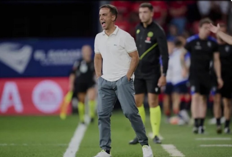  萊加內(nèi)斯主帥：今天裁判不在最佳狀態(tài)，他肯定會做自我批評