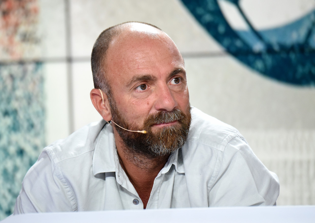  杜加里：法國中場沒有創(chuàng)造力和鋒線聯(lián)系也太少，德尚需要做出改變