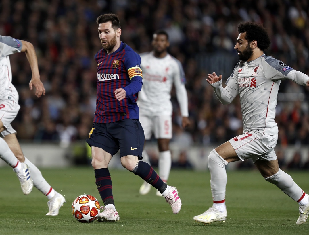  希勒：現(xiàn)在小孩踢球都不想當(dāng)純9號(hào)，梅羅薩拉赫帶來了很大影響