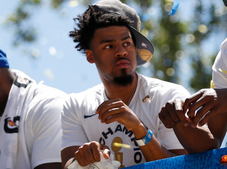  昔日冠軍后衛(wèi)！福建外援奎因-庫(kù)克半場(chǎng)9中1 僅得到3分3板2助