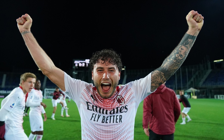  隆戈：卡拉布里亞頭一次愿提前離開米蘭，博洛尼亞簽他取決于波施