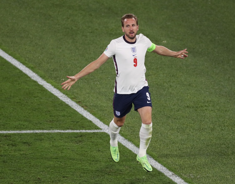  世歐預(yù)歷史射手榜：C羅36球、萊萬(wàn)31球，凱恩19球追平伊布并列第5