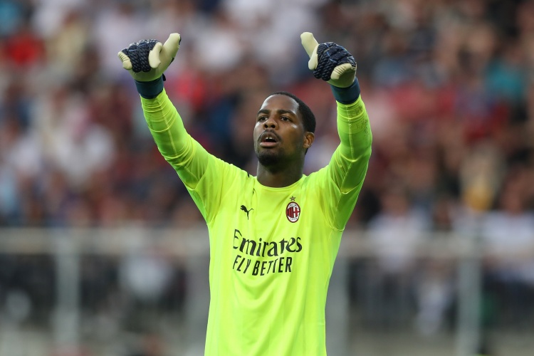  隆戈：邁尼昂與米蘭已達口頭續(xù)約協(xié)議，但續(xù)約不代表他是非賣品