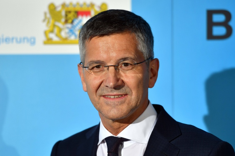  海納：拜仁想要贏得新世俱杯冠軍，這關(guān)乎于名譽(yù)和獎(jiǎng)金